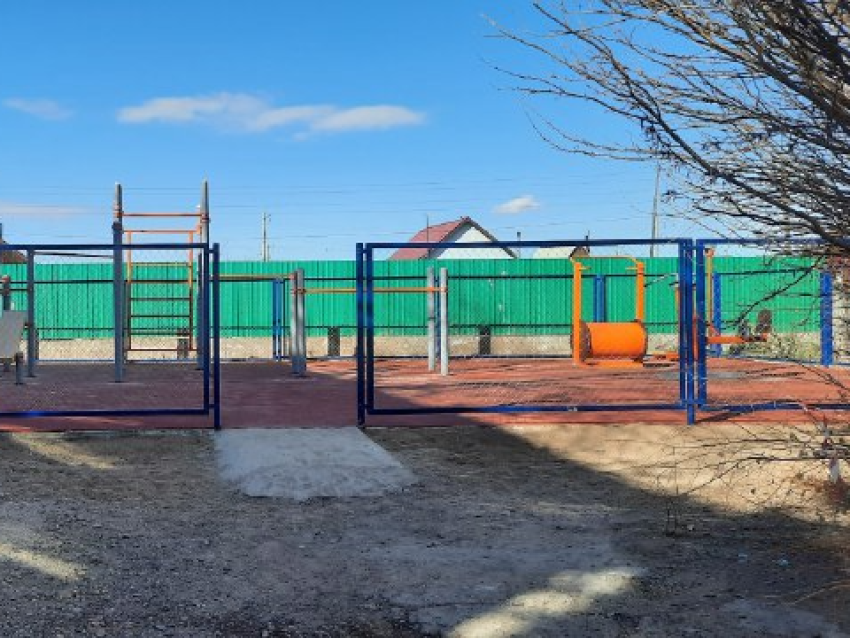 Четыре площадки для жителей разного возраста создали в Домне в рамках проекта «Забайкальский дворик»